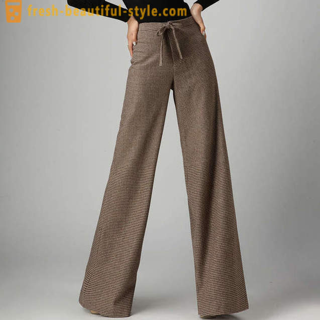 Brede bukser kvinder: foto, oversigt over modeller, hvad de skal bære?
