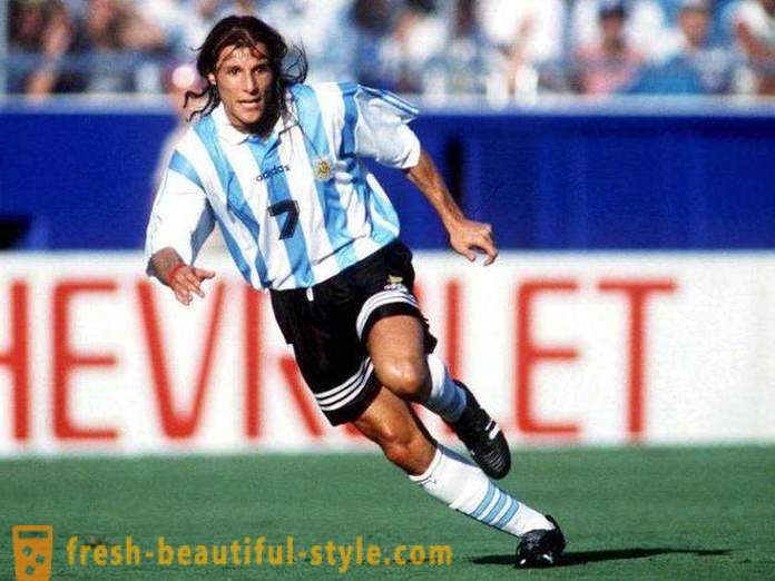 Argentinske fodboldspiller Claudio Caniggia: biografi, interessante fakta, aktive fodboldliv
