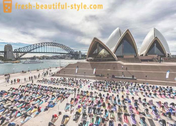 International Yoga Day fejres over hele verden