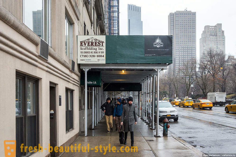 New York: Det mærkelige mode, dårlige veje og hotellet fremtidens