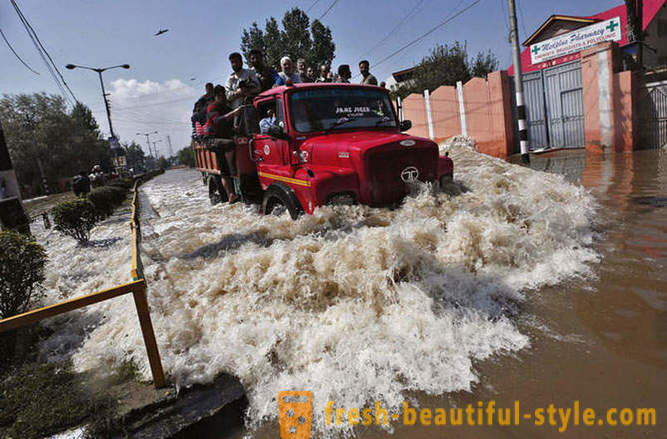 Historisk oversvømmelser i Indien og Pakistan