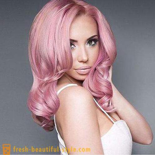 Pink hår: hvordan man opnår en ønsket farve?