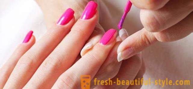 Manicure: smukke negle i 15 minutter