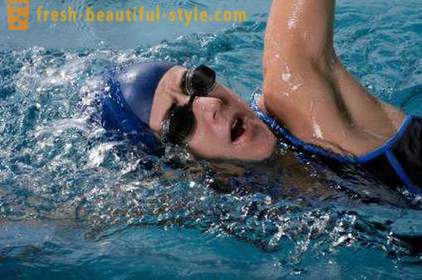 Tips til dem interesseret i svømning: hvordan man kravle