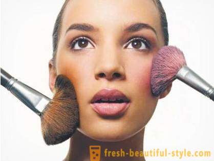Smuk og naturlig makeup eller hvordan man anvender blusher