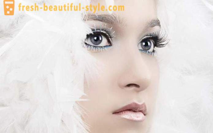 Hvordan man laver en smuk makeup til grå øjne