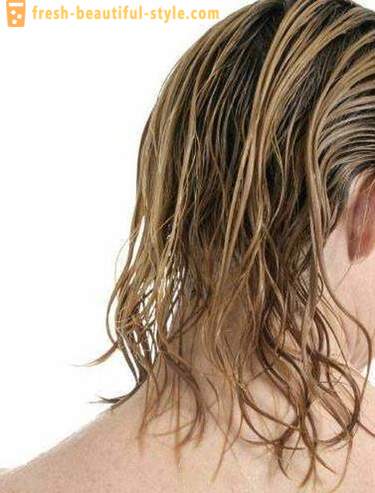 Fedtet hår: hvad man skal gøre, og hvordan man kan løse problemet?